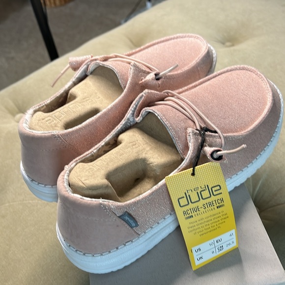Hey Dude Shoes Hey Dude Shoes Pink Glitter Size New In Box Poshmark